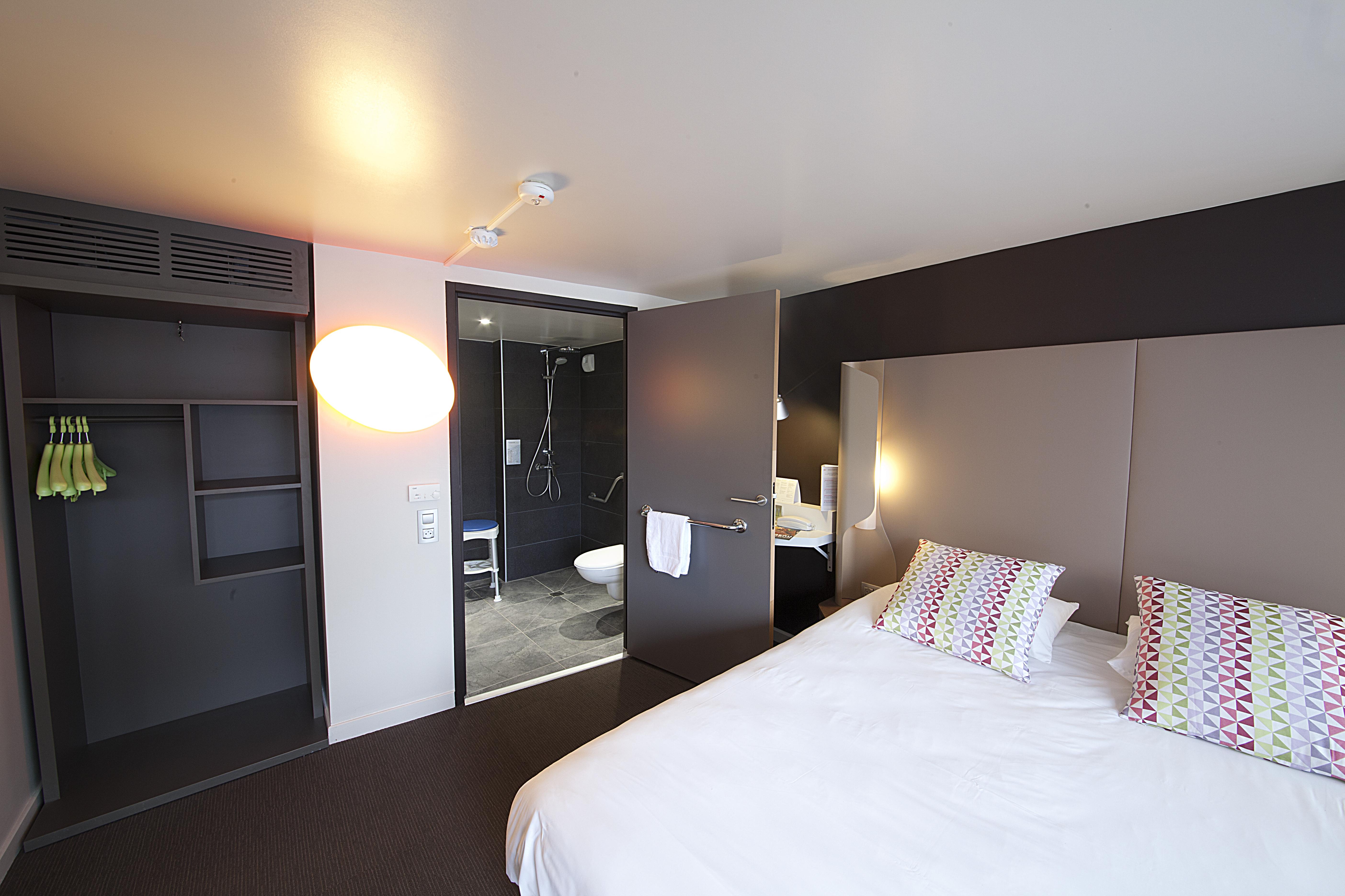 Campanile Clermont-Ferrand ~ Aubiere Hotel Ngoại thất bức ảnh
