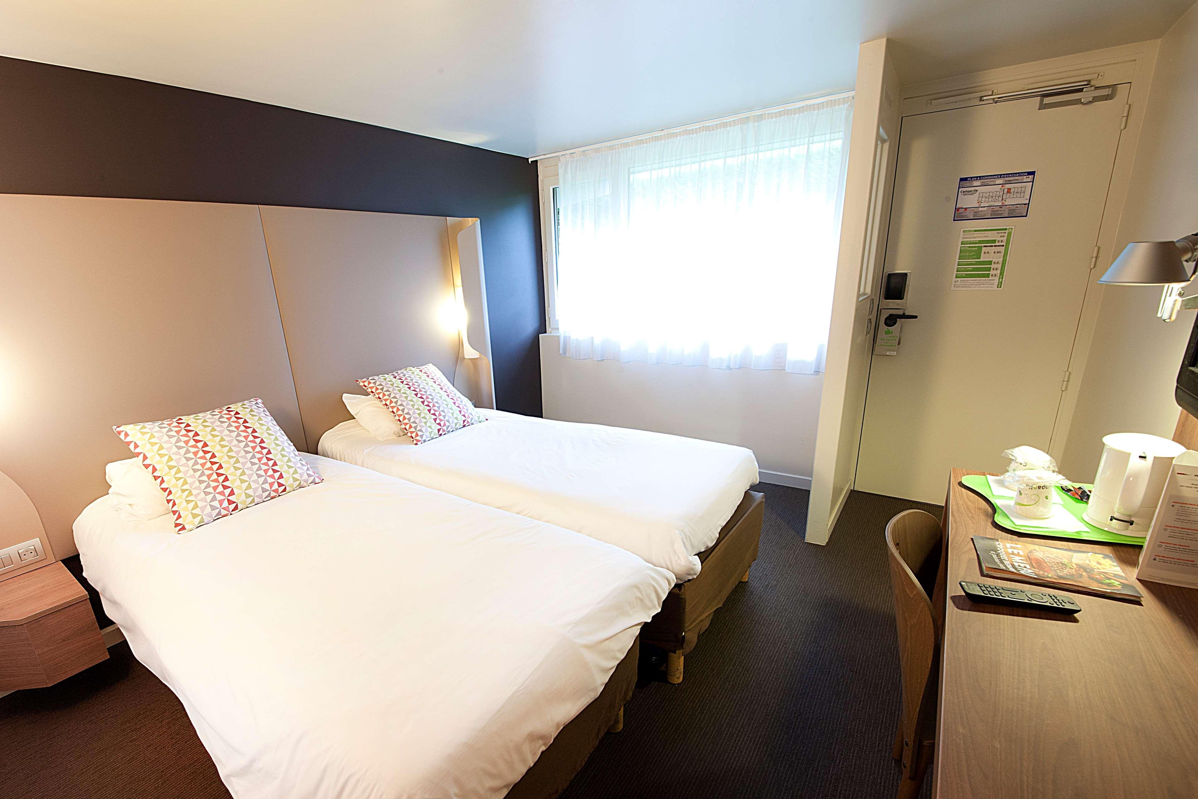 Campanile Clermont-Ferrand ~ Aubiere Hotel Ngoại thất bức ảnh