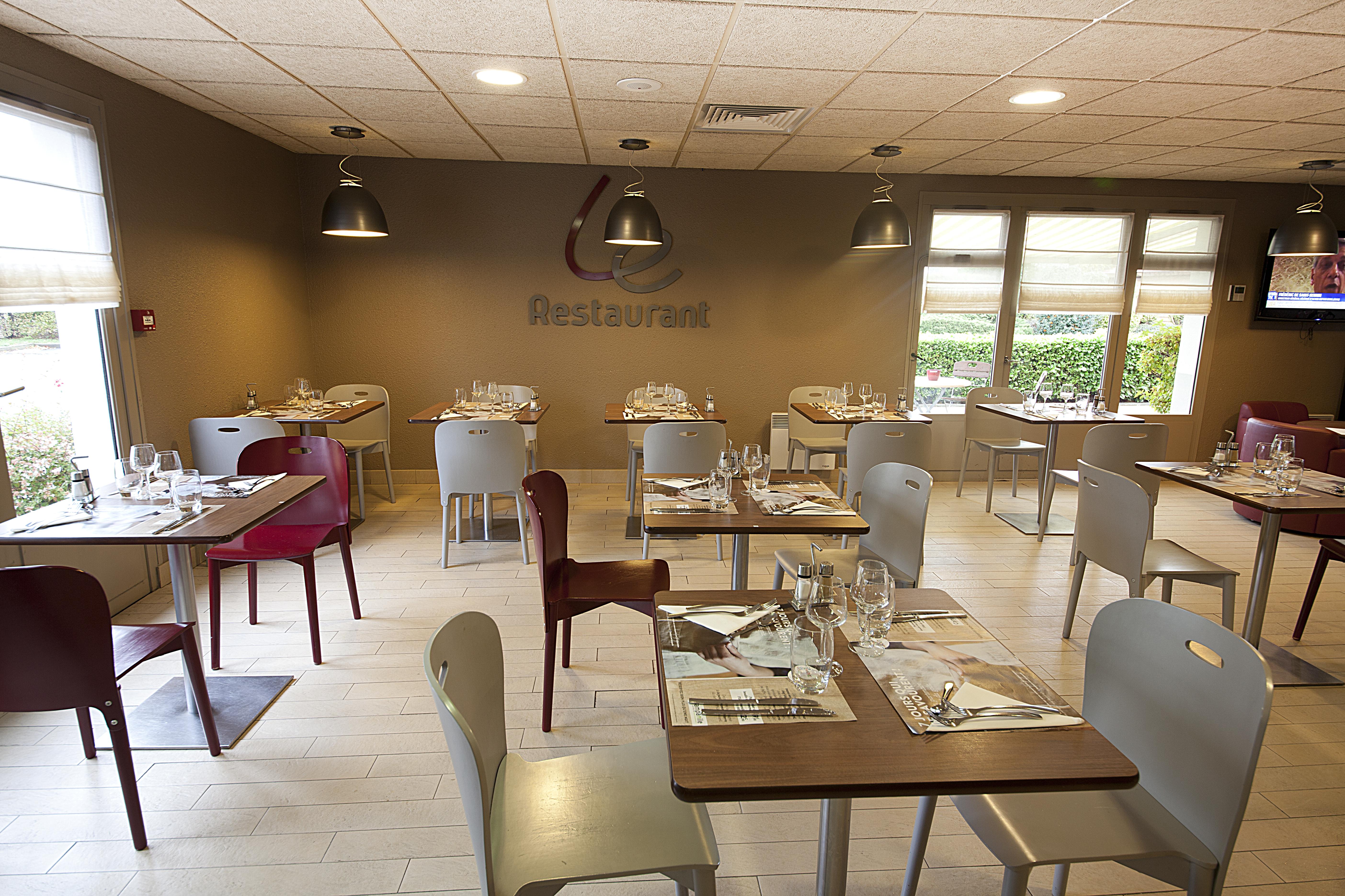 Campanile Clermont-Ferrand ~ Aubiere Hotel Ngoại thất bức ảnh