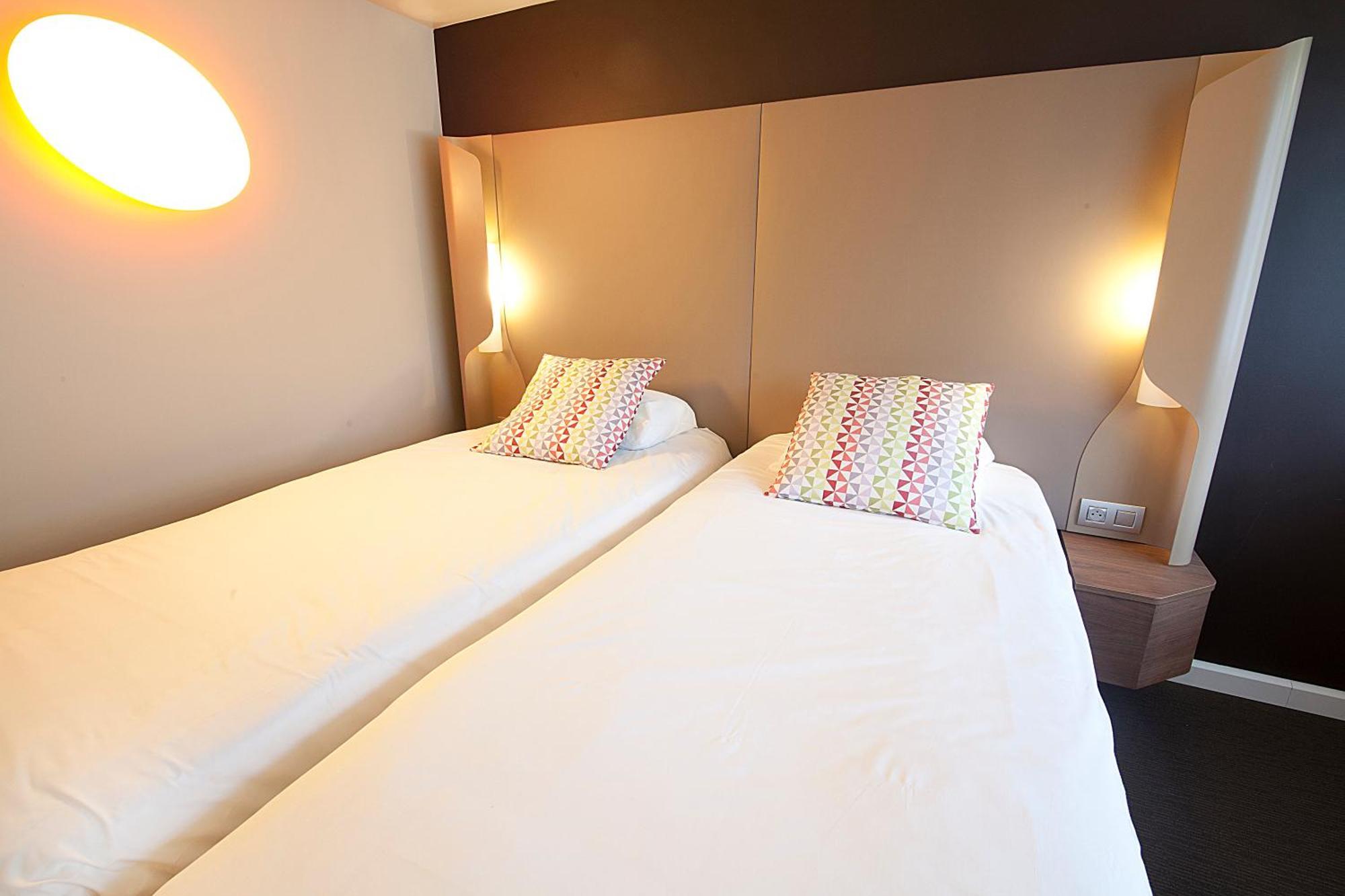 Campanile Clermont-Ferrand ~ Aubiere Hotel Ngoại thất bức ảnh