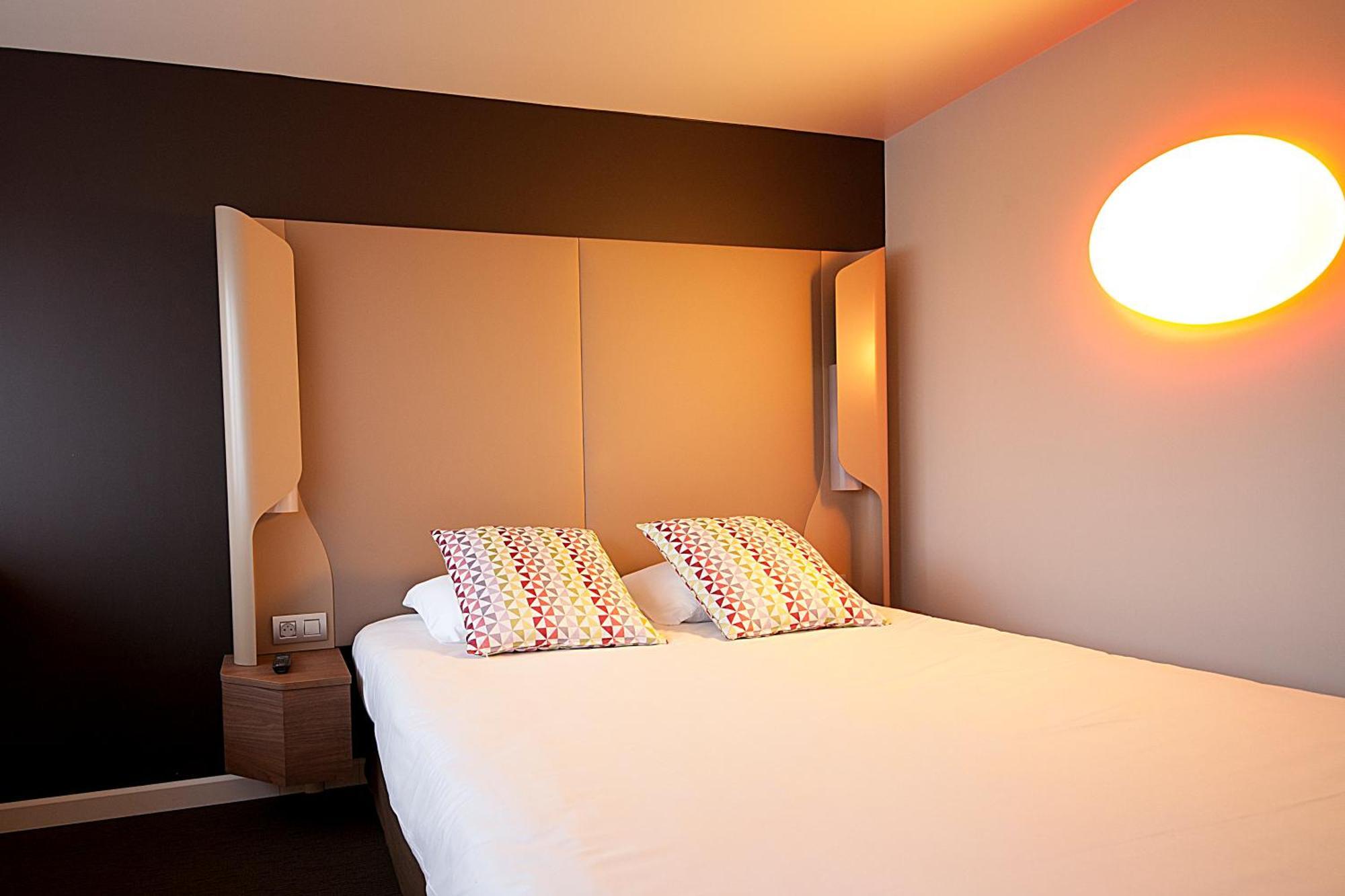 Campanile Clermont-Ferrand ~ Aubiere Hotel Ngoại thất bức ảnh