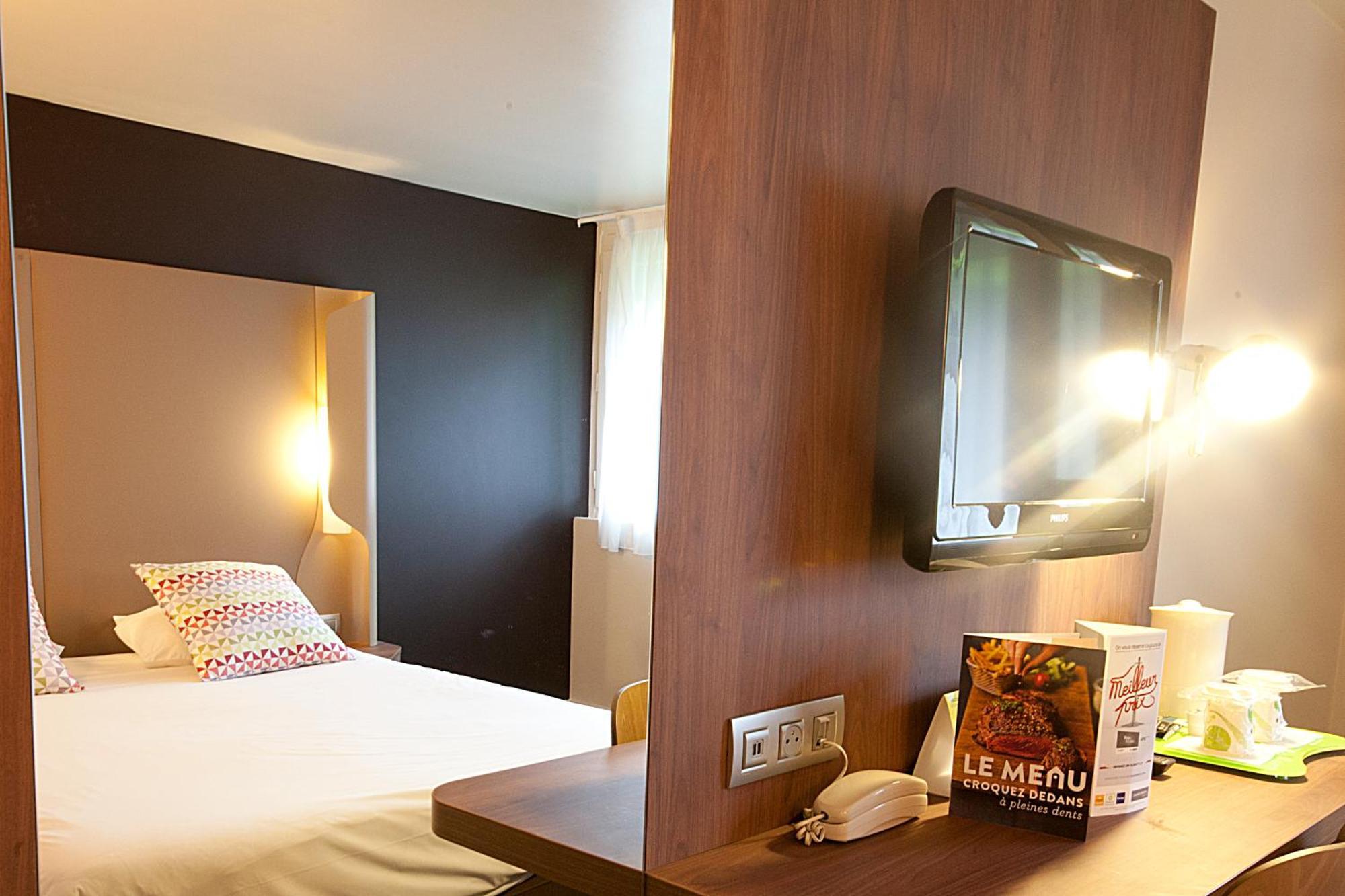 Campanile Clermont-Ferrand ~ Aubiere Hotel Ngoại thất bức ảnh