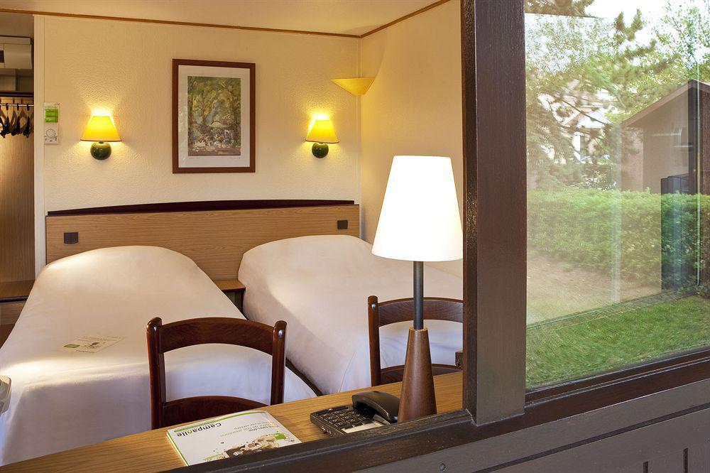 Campanile Clermont-Ferrand ~ Aubiere Hotel Ngoại thất bức ảnh